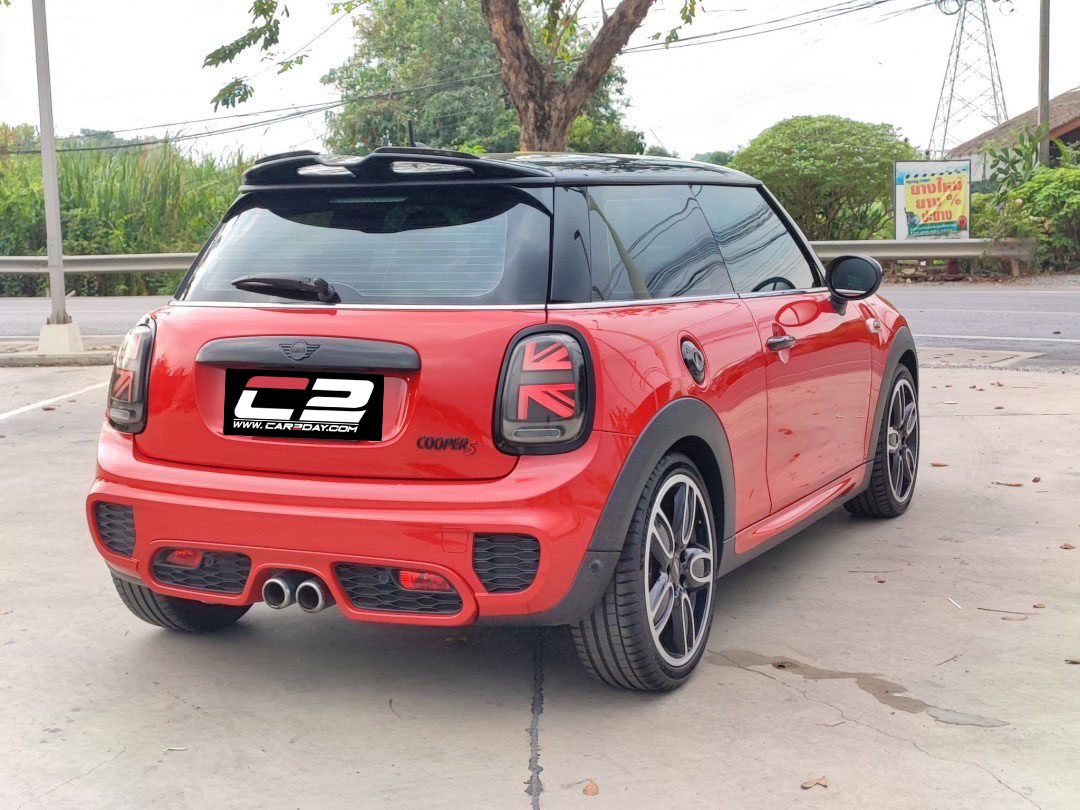 2017 Mini Cooper S F56 JCW Look