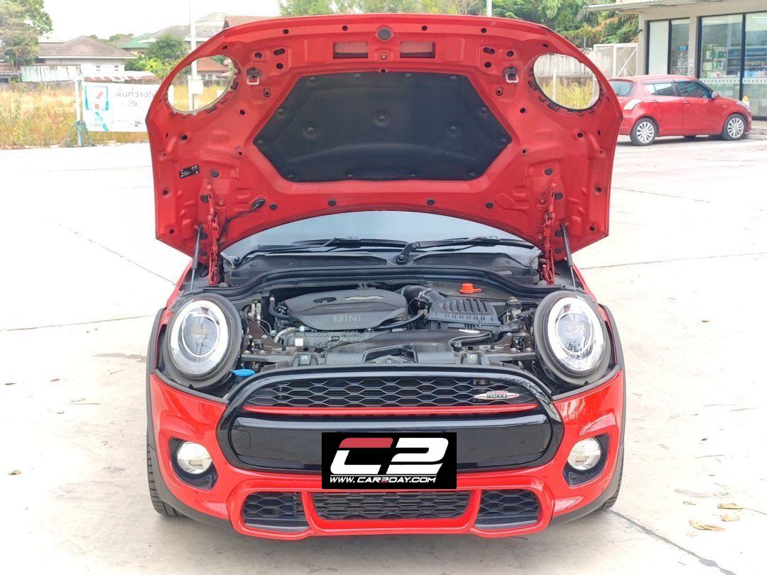 2017 Mini Cooper S F56 JCW Look