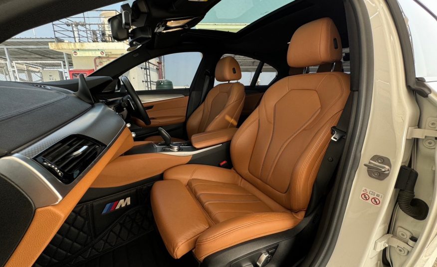 2019 BMW 530e M Sport