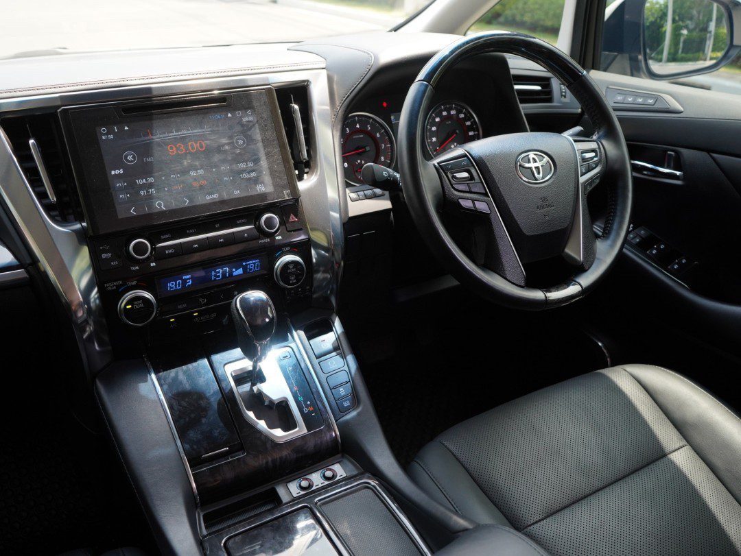 2018 Toyota Vellfire 2.5 ZG Edition