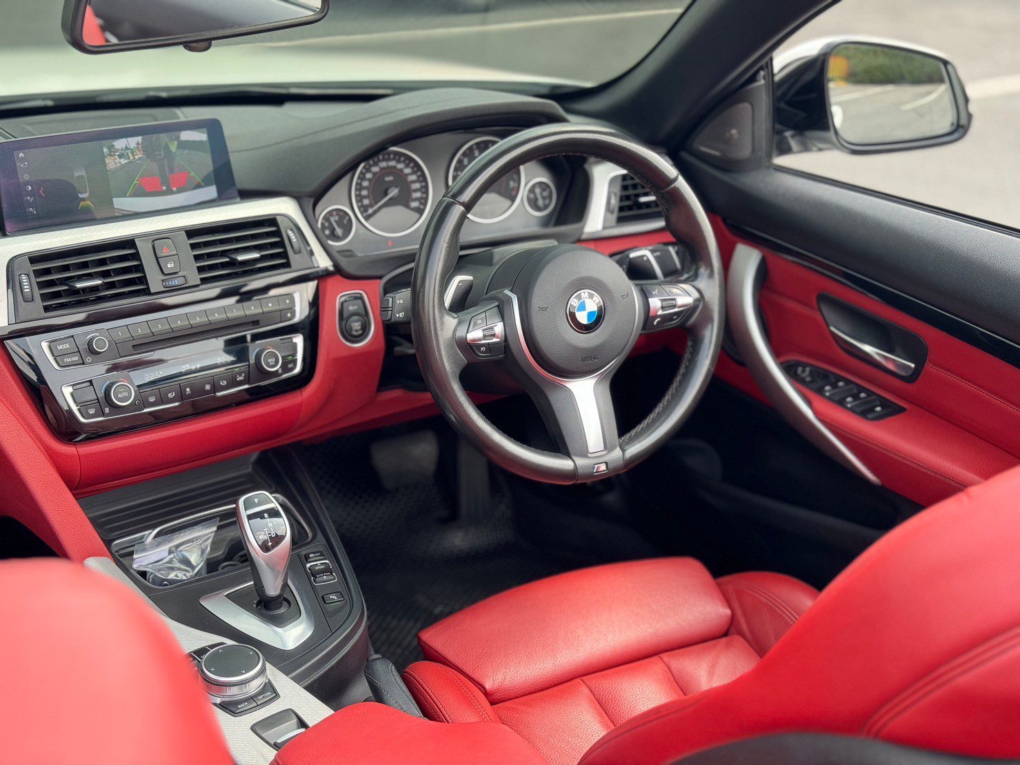 2019 BMW 430i Convertible M Sport