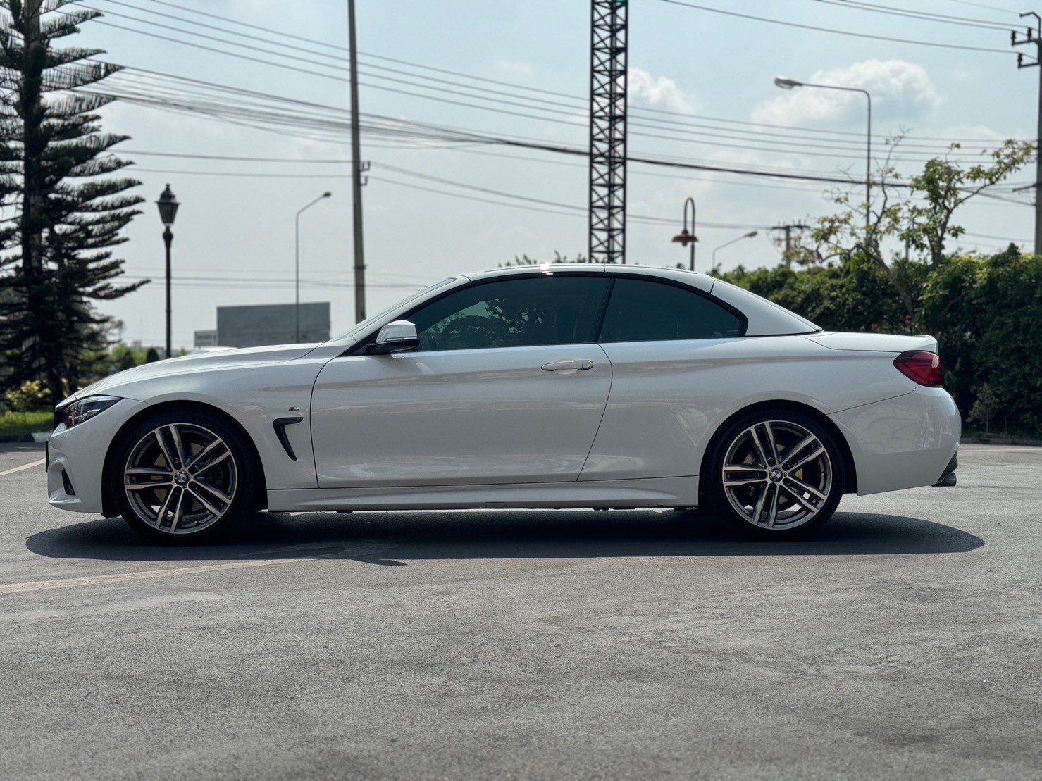 2019 BMW 430i Convertible M Sport