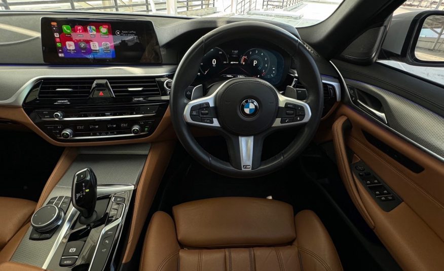 2019 BMW 530e M Sport