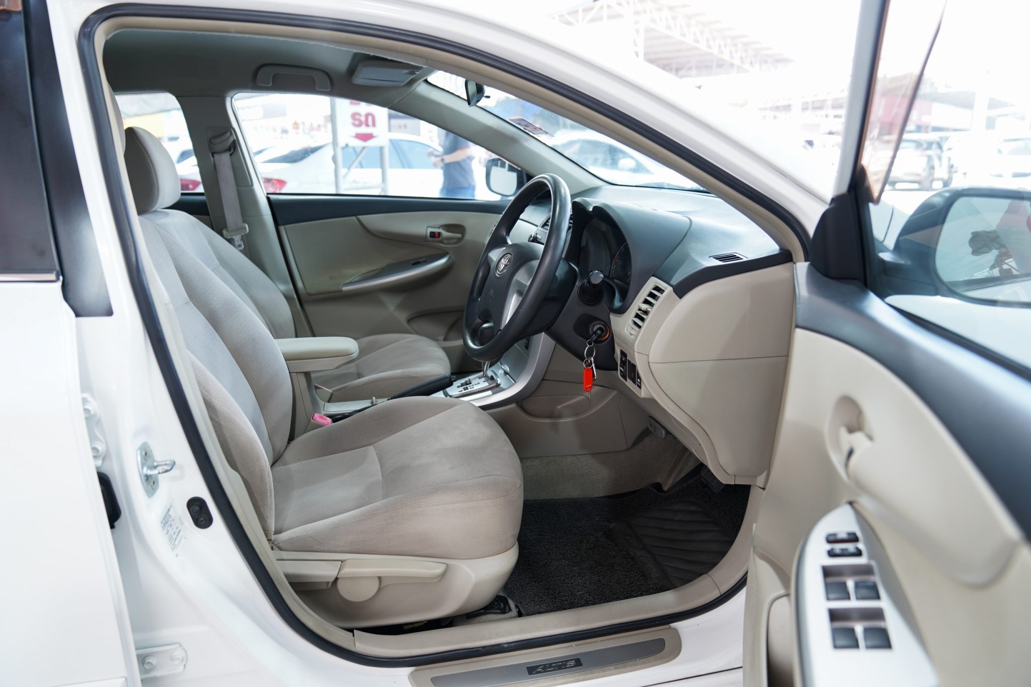 2013 TOYOTA COROLLA ALTIS 1.8 E AT