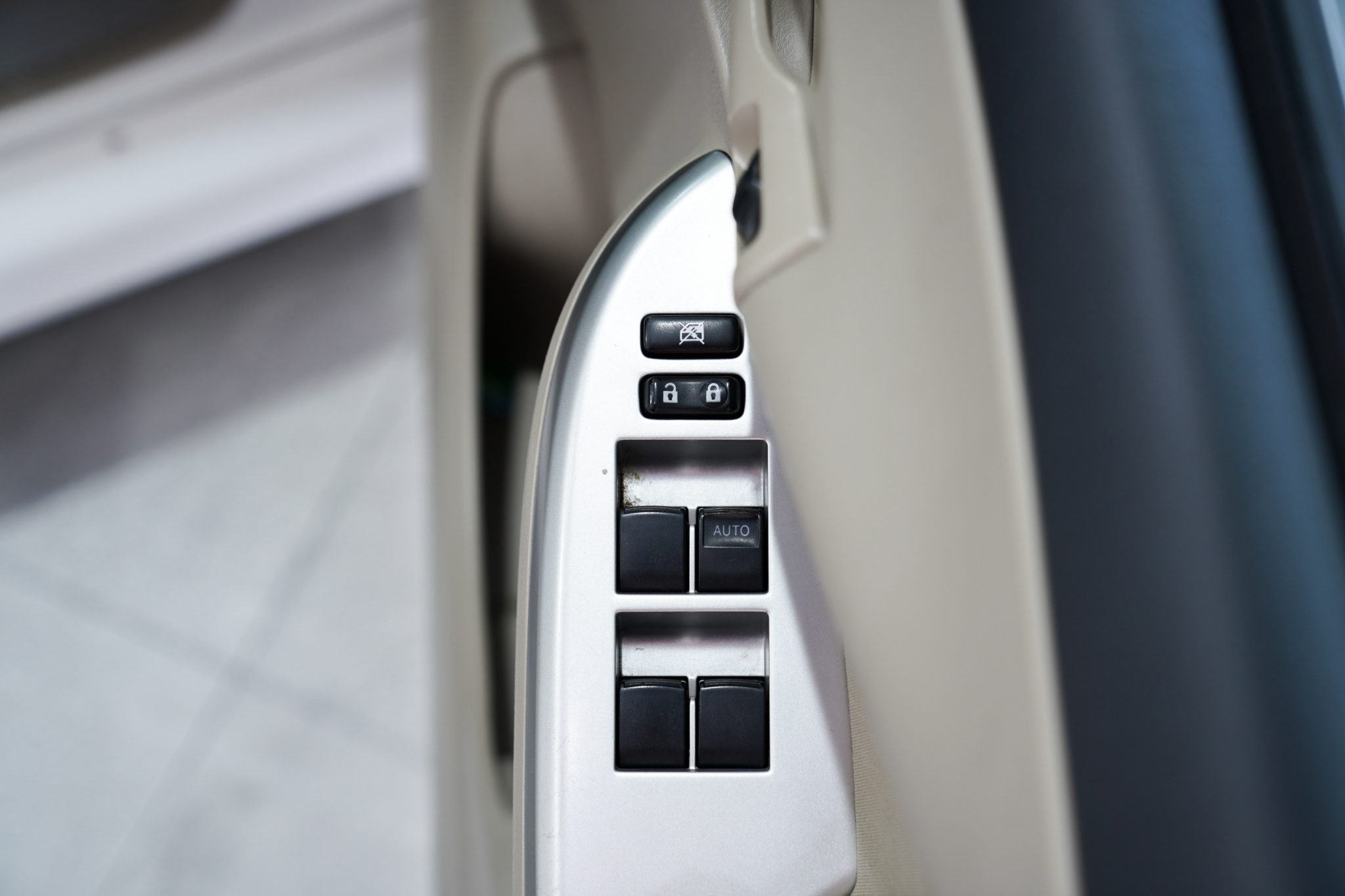 2013 TOYOTA COROLLA ALTIS 1.8 E AT