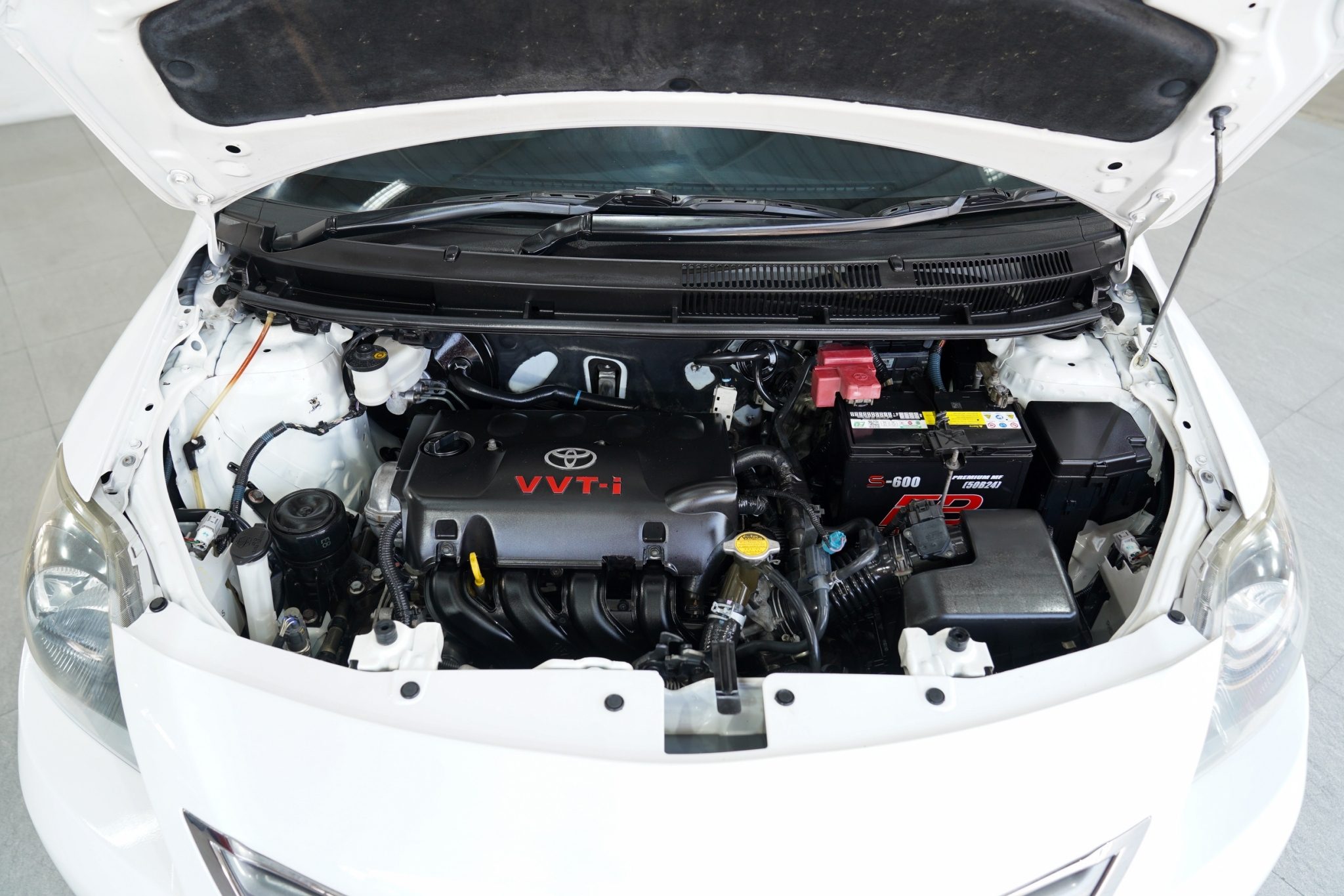 2012 TOYOTA VIOS 1.5 E AT