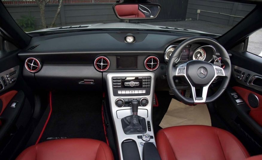 2012 Mercedes-Benz SLK200 AMG