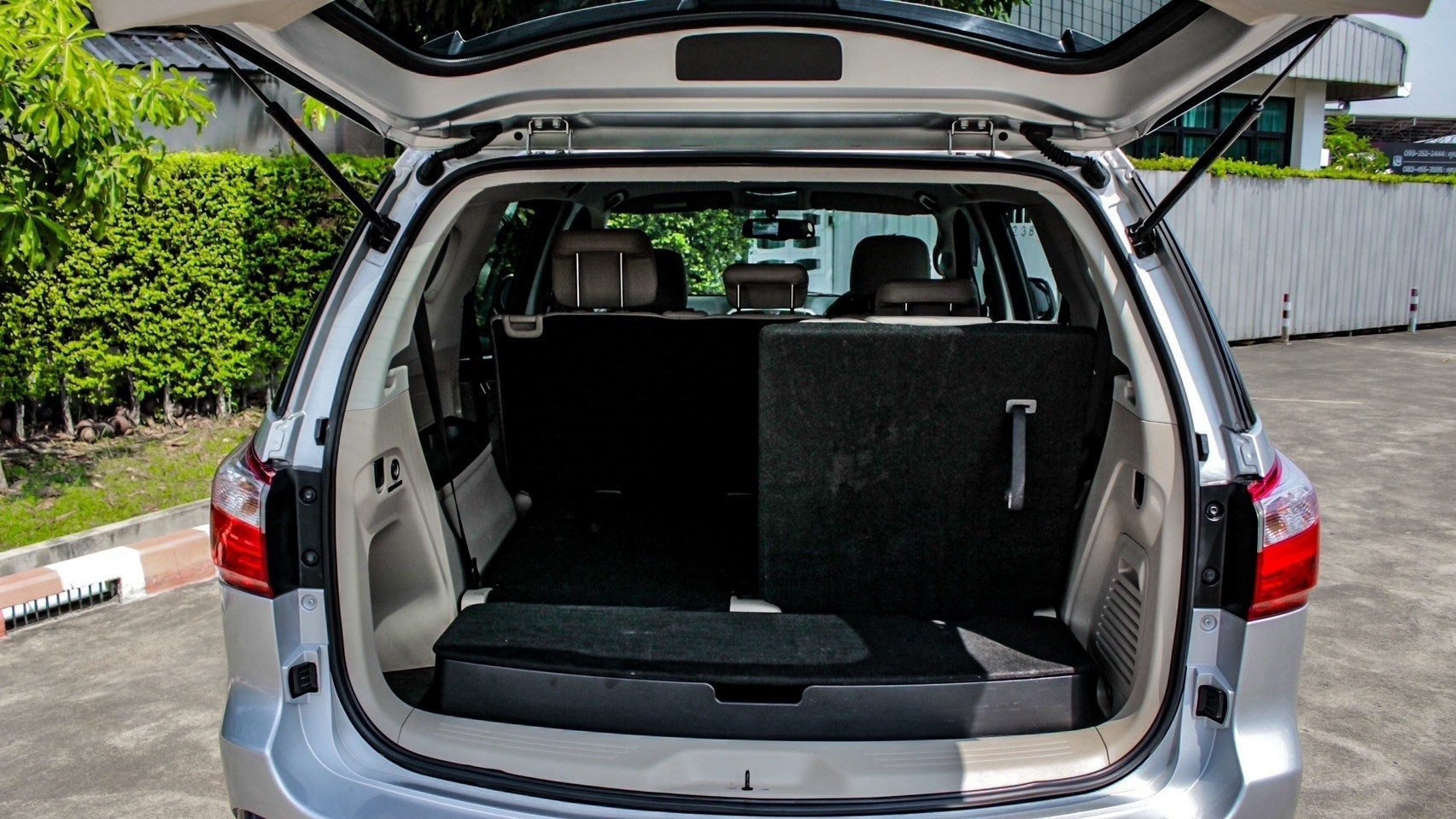 2019 ISUZU MU-X 3.0 (DVD Navi)