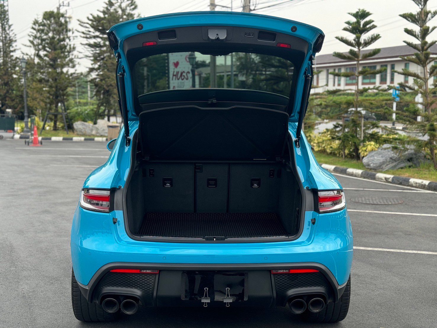 2022 Porsche Macan