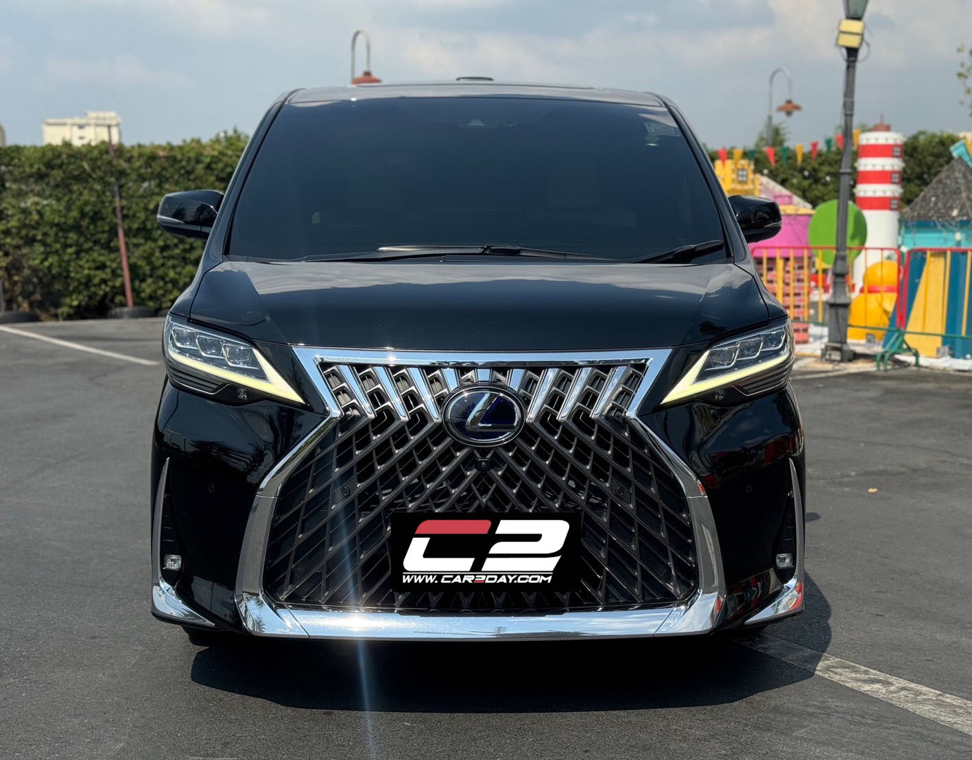 2020 Lexus LM300h (Executive 4 Seats)