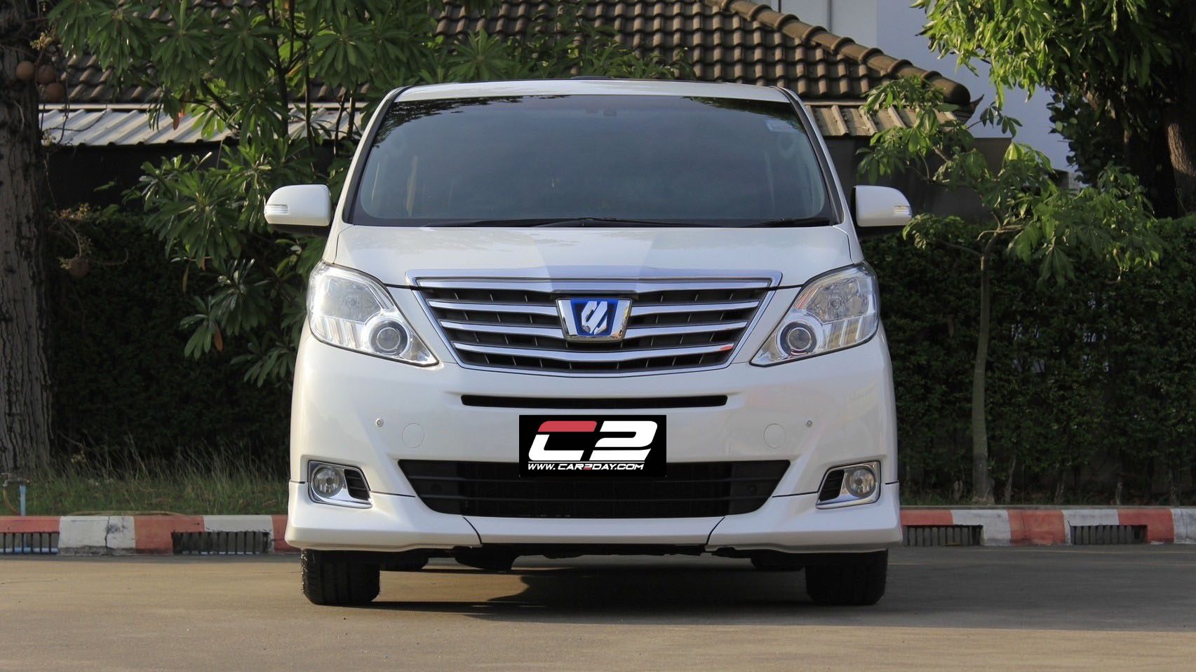 2013 TOYOTA ALPHARD 2.4 HYBRID