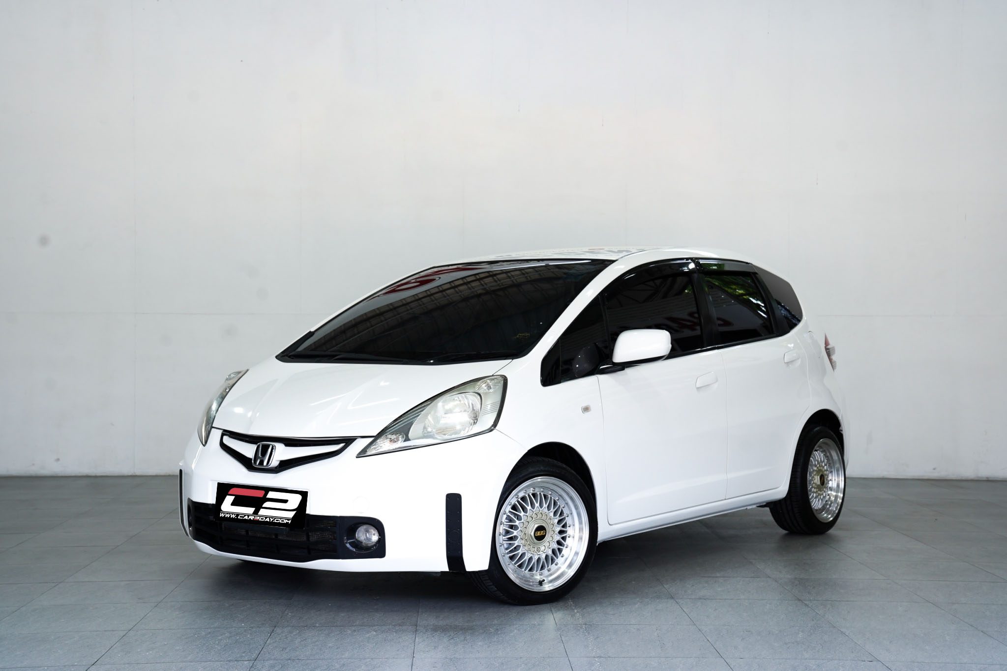 2010 HONDA JAZZ 1.5 V AT