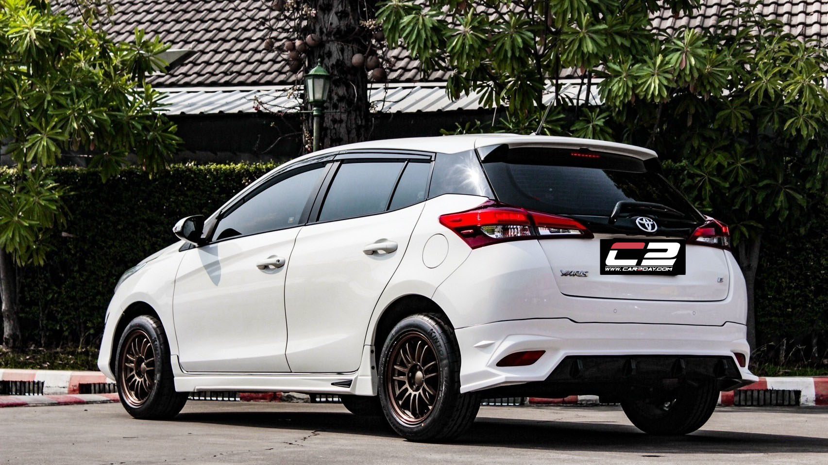 2018 TOYOTA YARIS ECO 1.2 E 5Dr