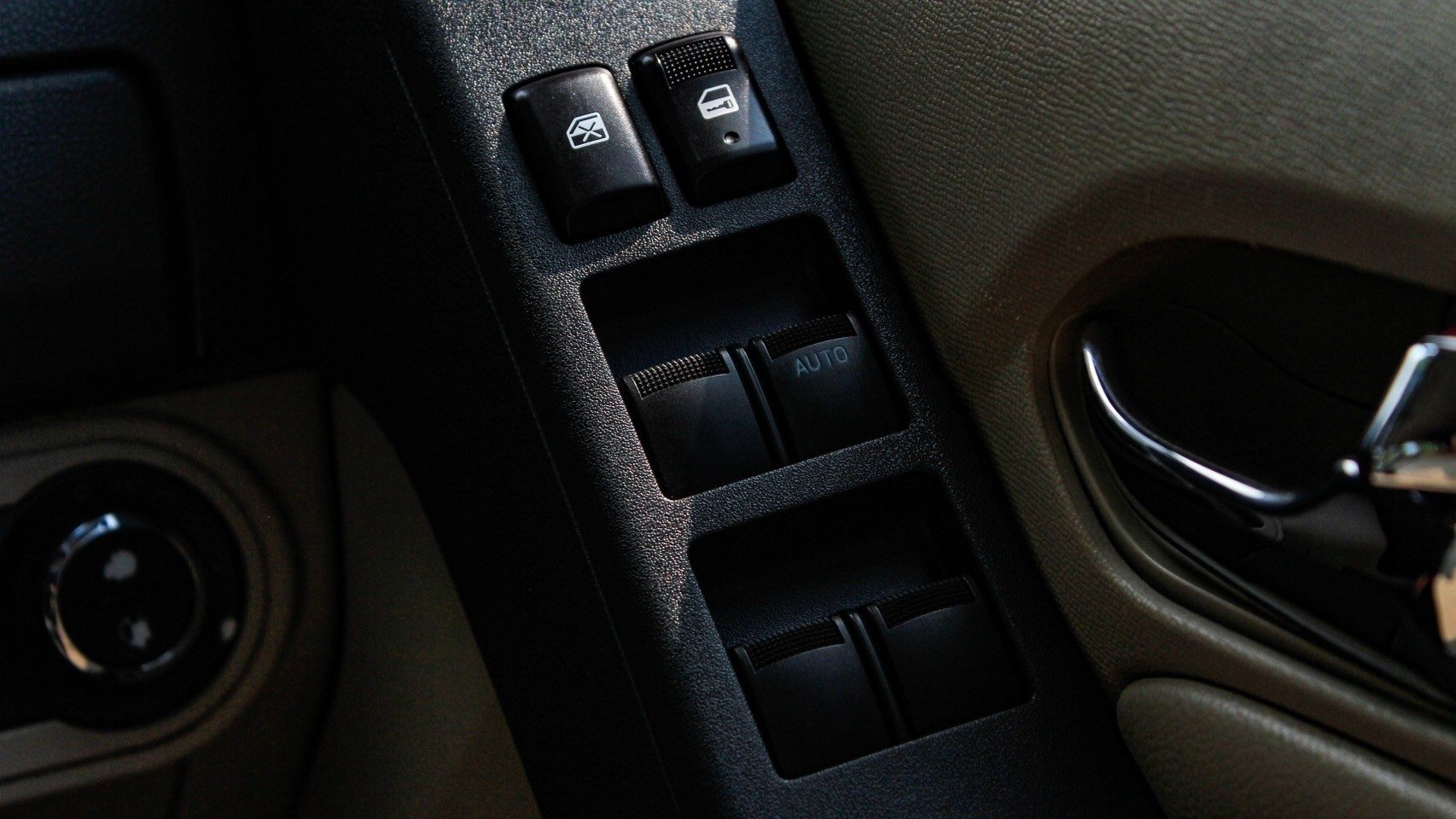2013 CHEVROLET TRAILBLAZER 2.8 4WD