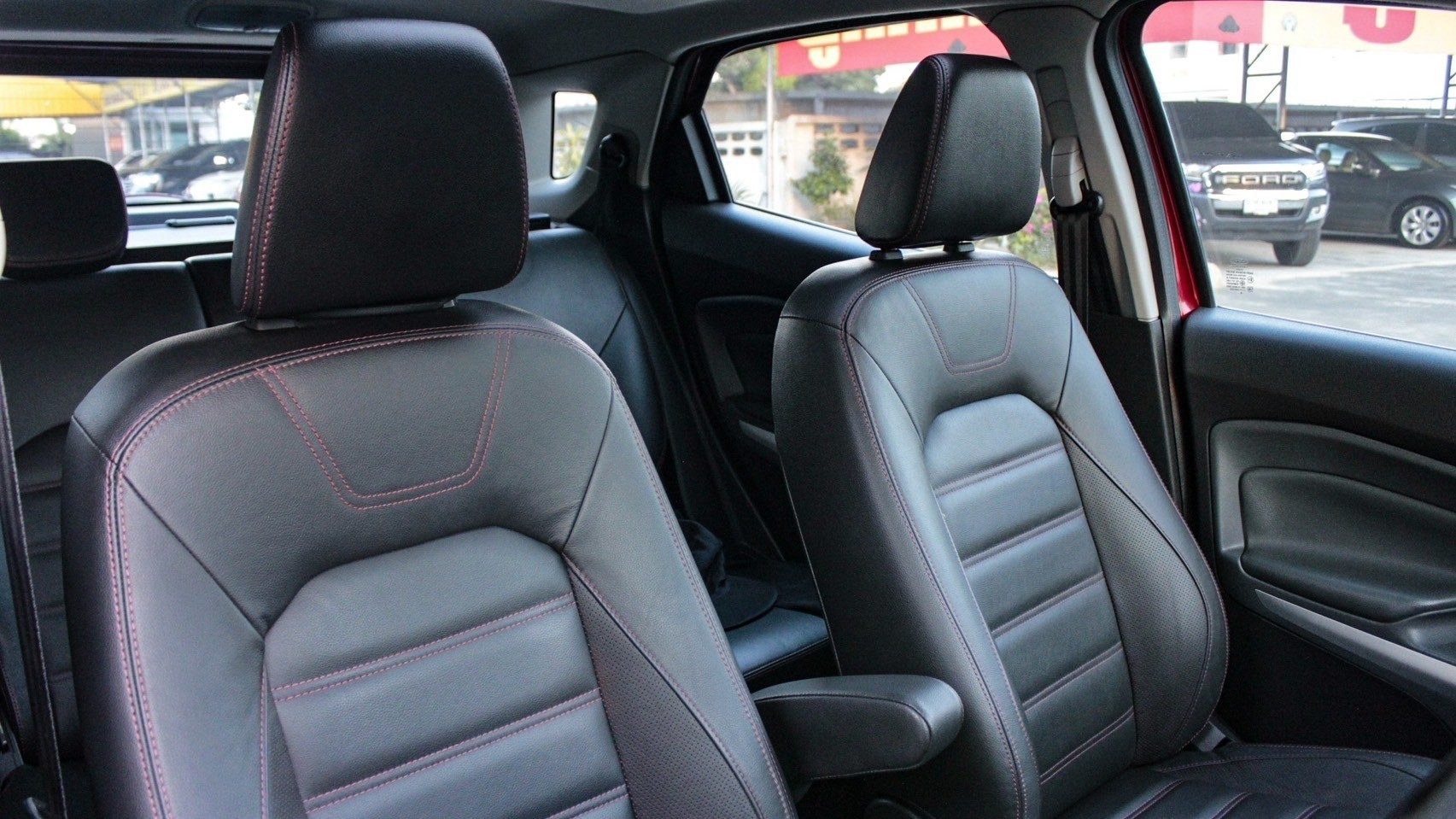 2016 FORD ECOSPORT 1.5 Titanium Sunroof