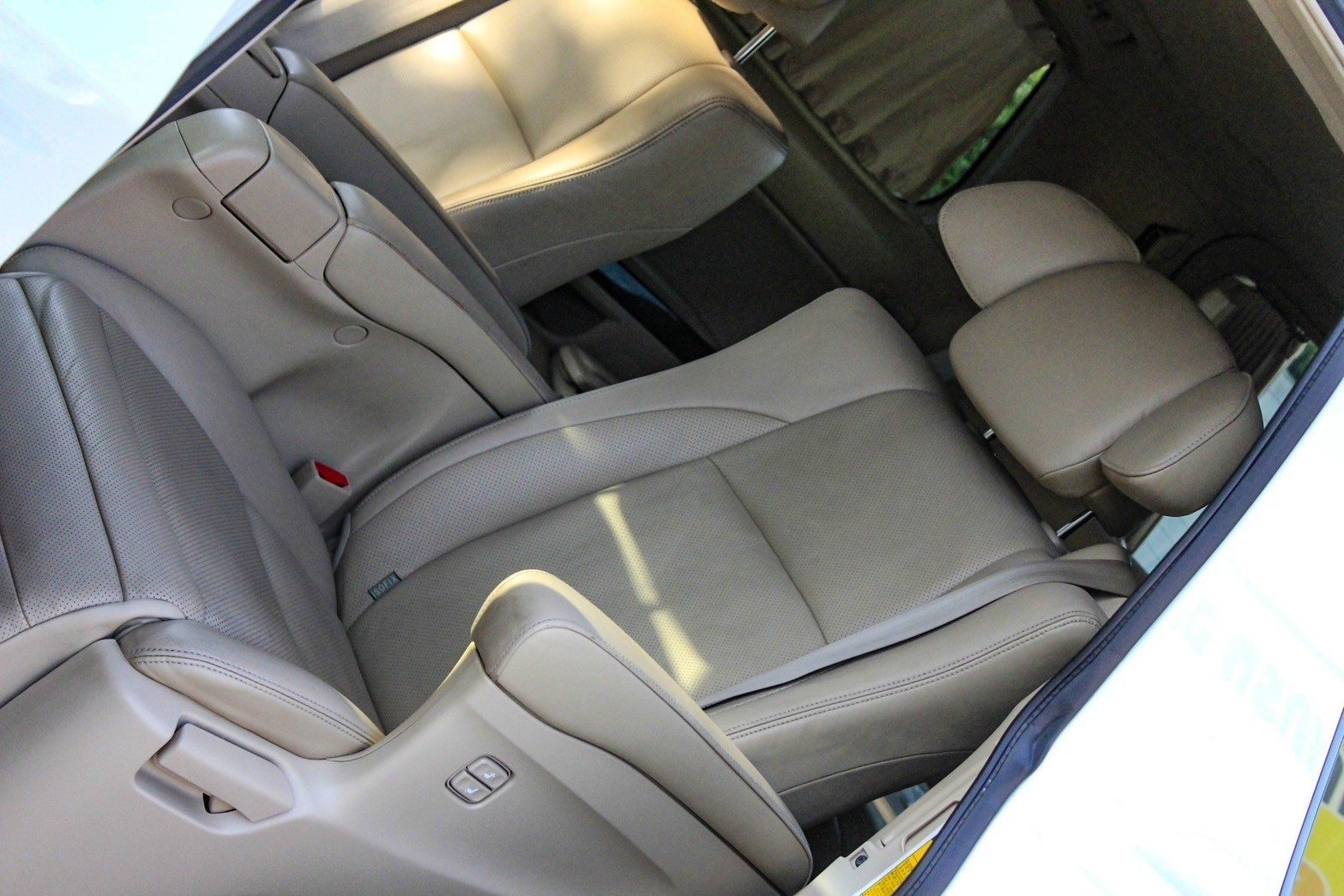 2013 TOYOTA ALPHARD 2.4 HYBRID