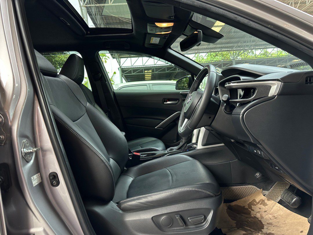 2020 Toyota Cross 1.8 Hybrid Premium Safety
