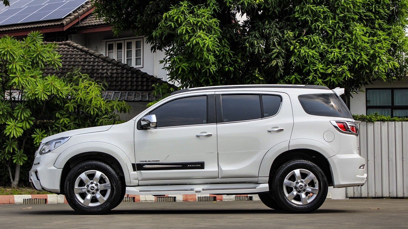 2013 CHEVROLET TRAILBLAZER 2.8 4WD