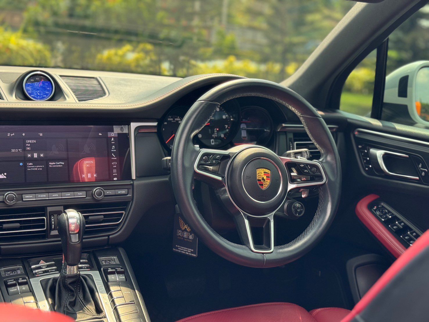 2021 Porsche Macan