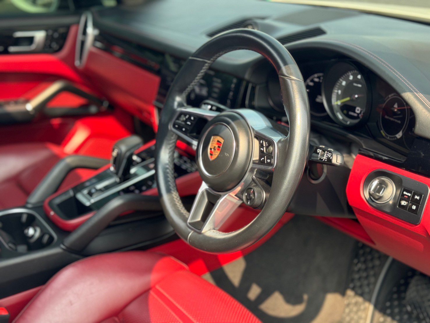 2018 Porsche Cayenne e-hybrid