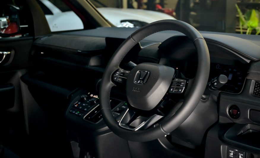 2022 Honda Stepwagon e:HEV Premium Line
