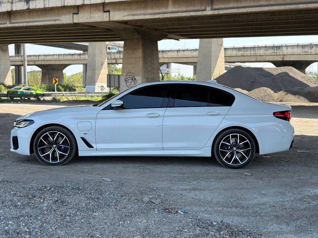 2020 BMW 530e M Sport LCI G30