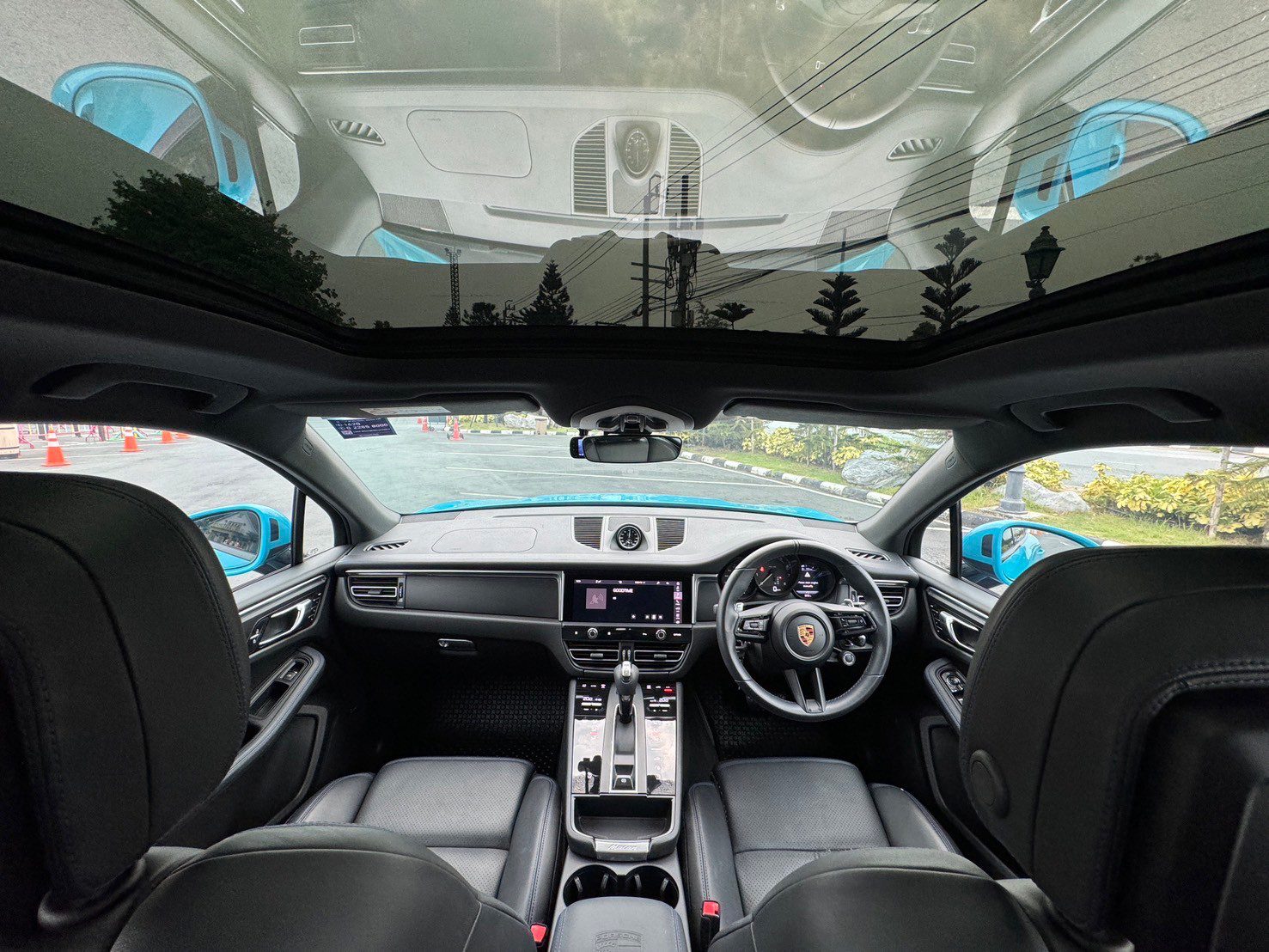 2022 Porsche Macan