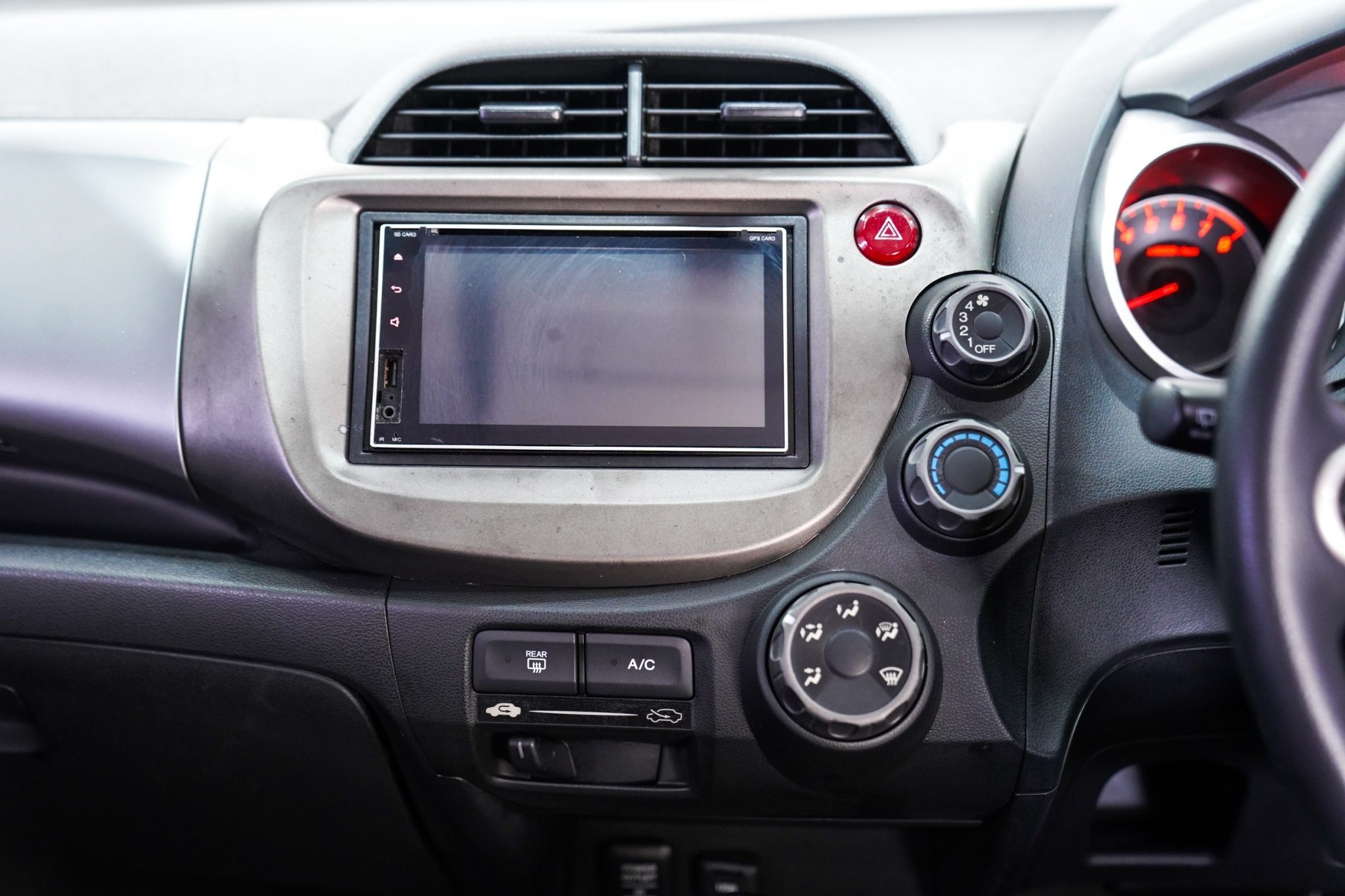 2010 HONDA JAZZ 1.5 V AT