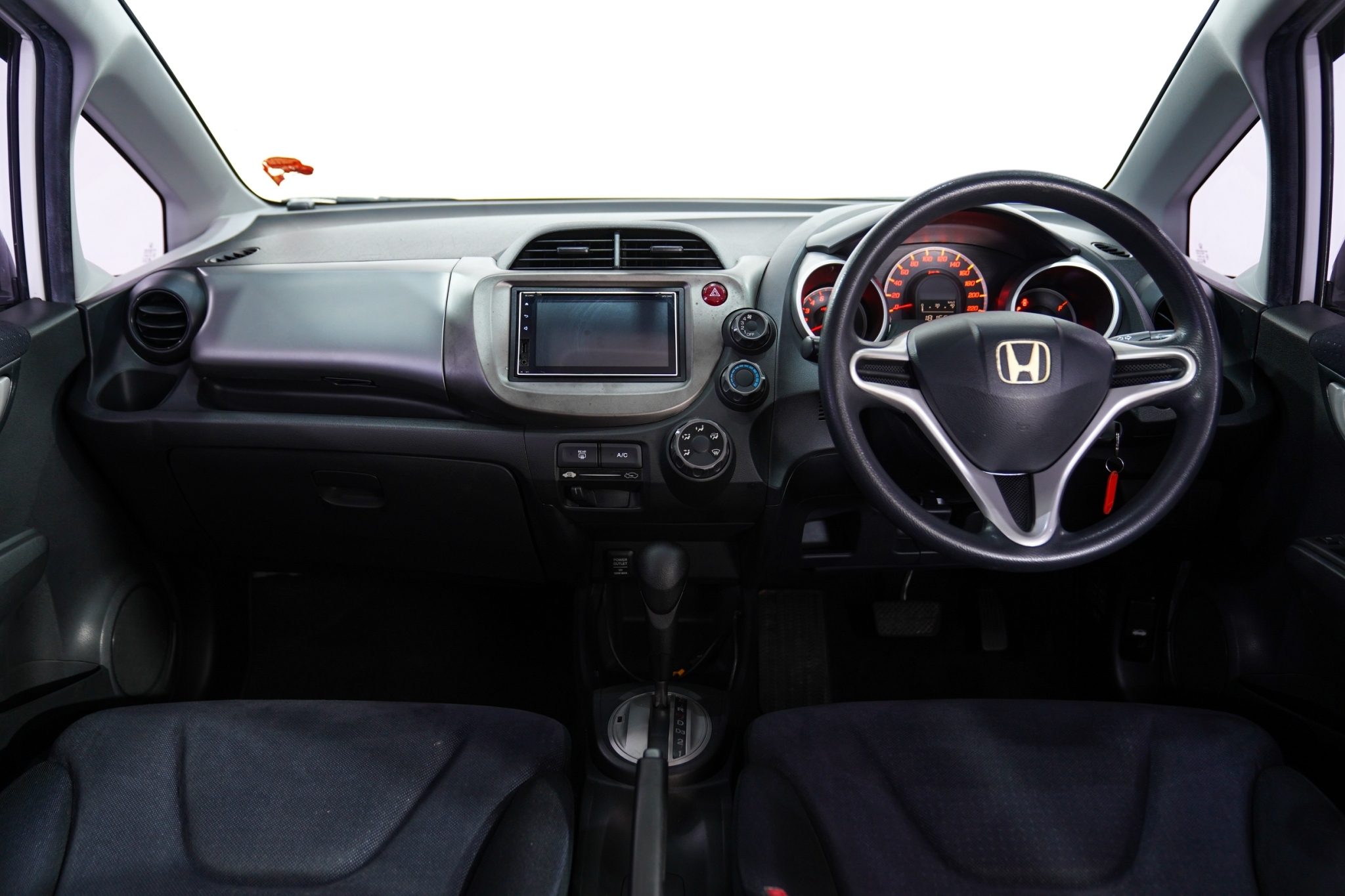 2010 HONDA JAZZ 1.5 V AT