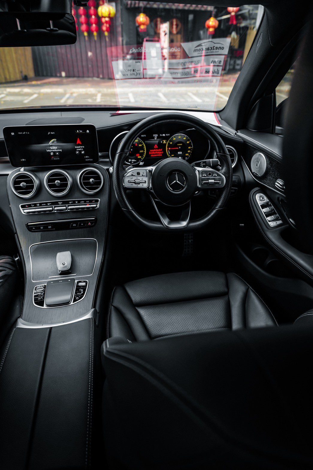 2021 Benz GLC300e AMG