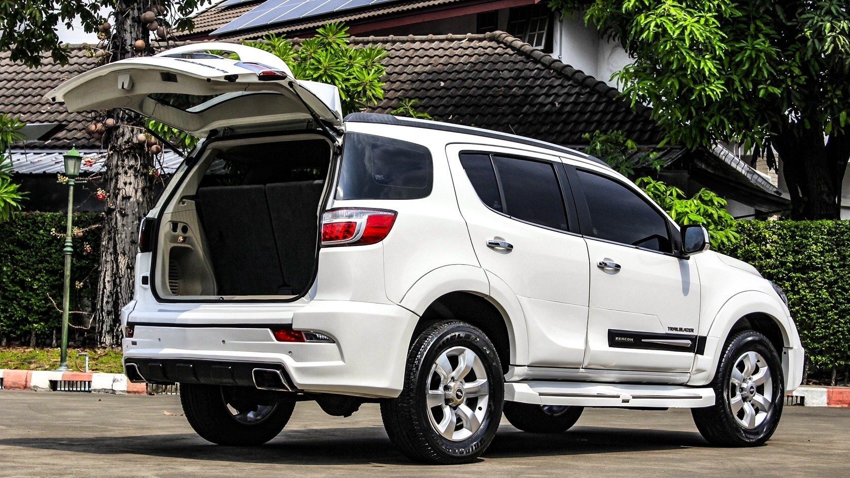 2013 CHEVROLET TRAILBLAZER 2.8 4WD