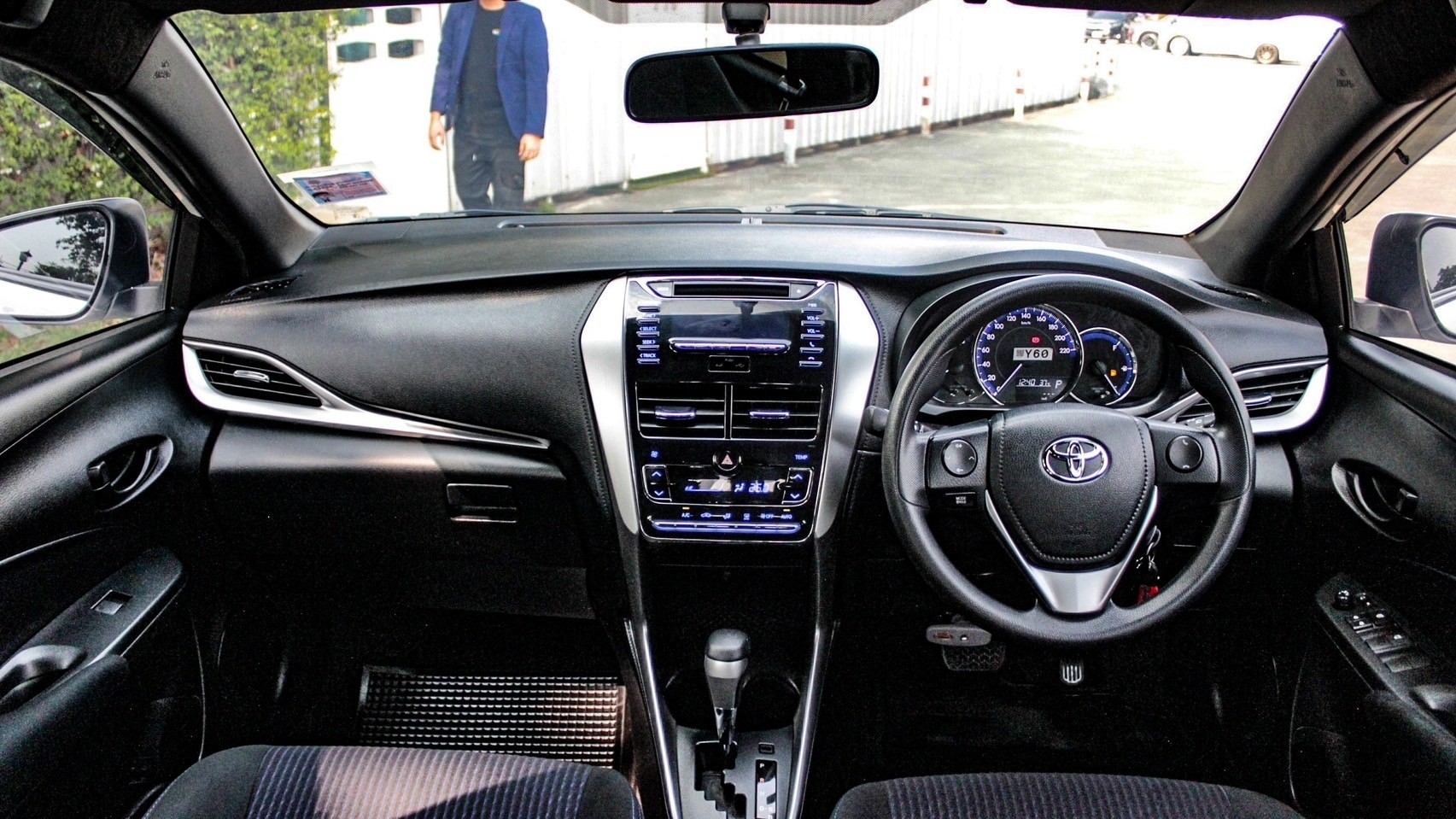 2018 TOYOTA YARIS ECO 1.2 E 5Dr