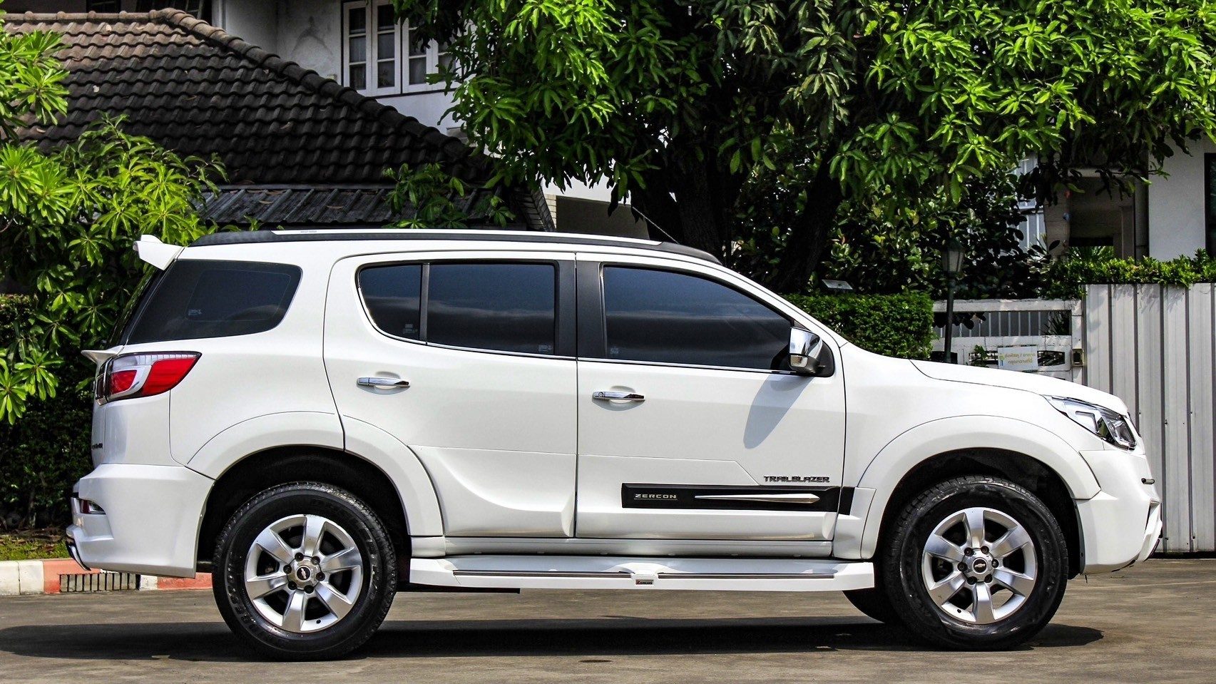2013 CHEVROLET TRAILBLAZER 2.8 4WD