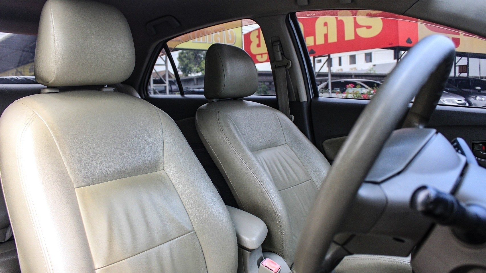 2011 TOYOTA VIOS 1.5 E