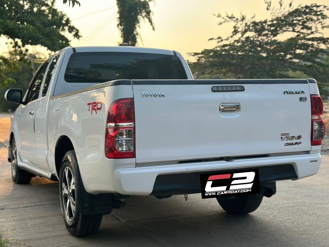 2013 TOYOTA Hilux Vigo RWD 2.5DCT