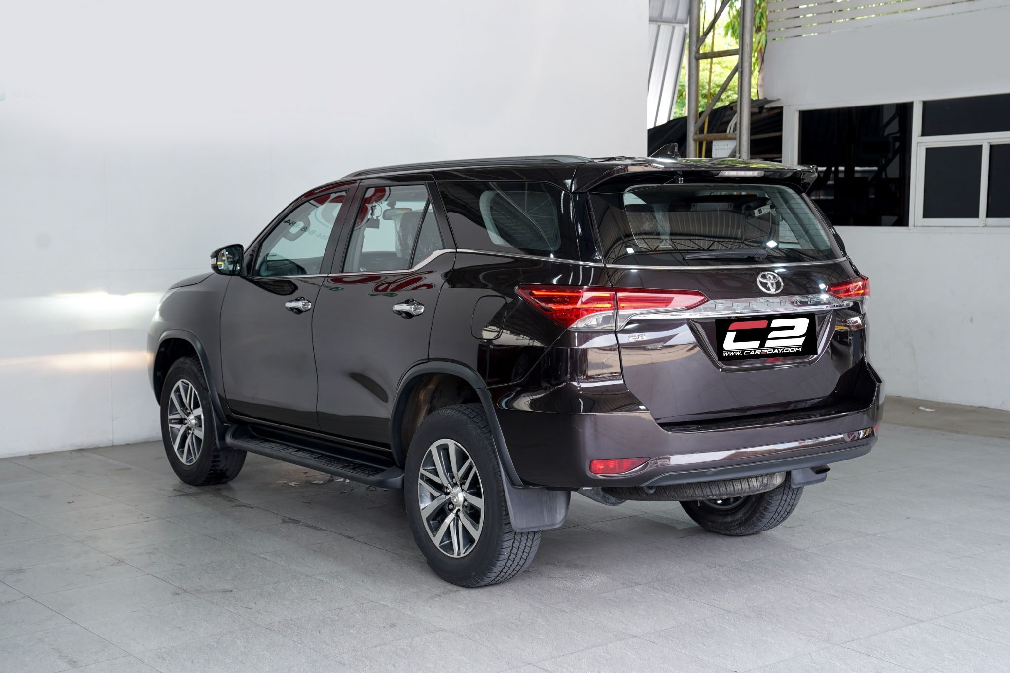 2015 TOYOTA FORTUNER 2.8 V AT