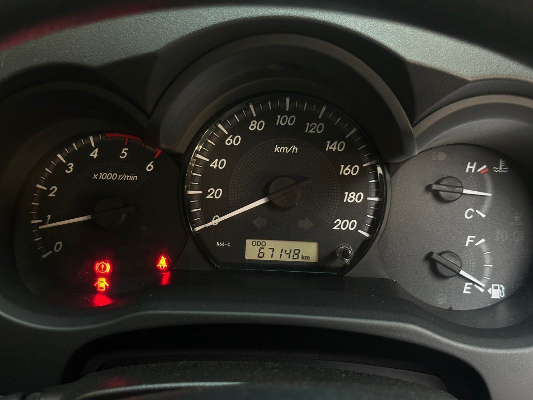 2013 TOYOTA Hilux Vigo RWD 2.5DCT