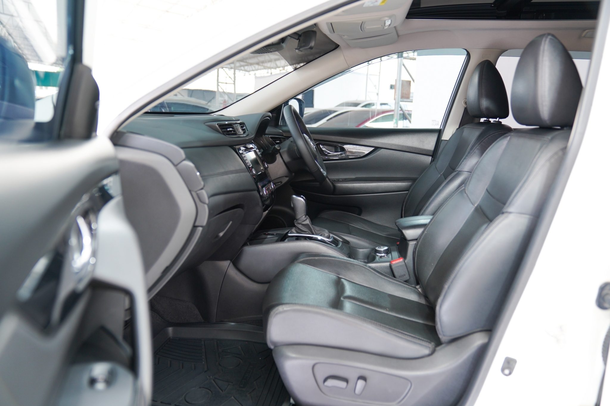 2019 NISSAN XTRAIL 2.0 V HYBRID AT/4WD