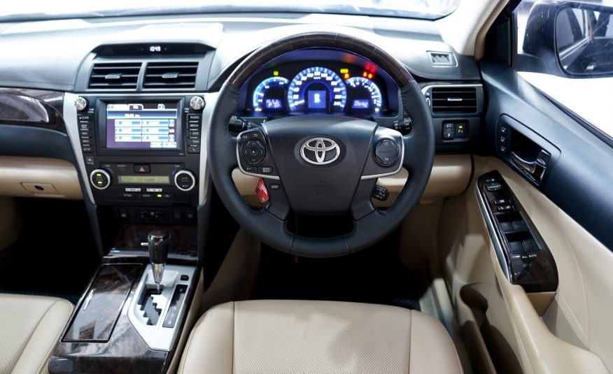 2012 TOYOTA CAMRY 2.5 HYBRID DVD AT