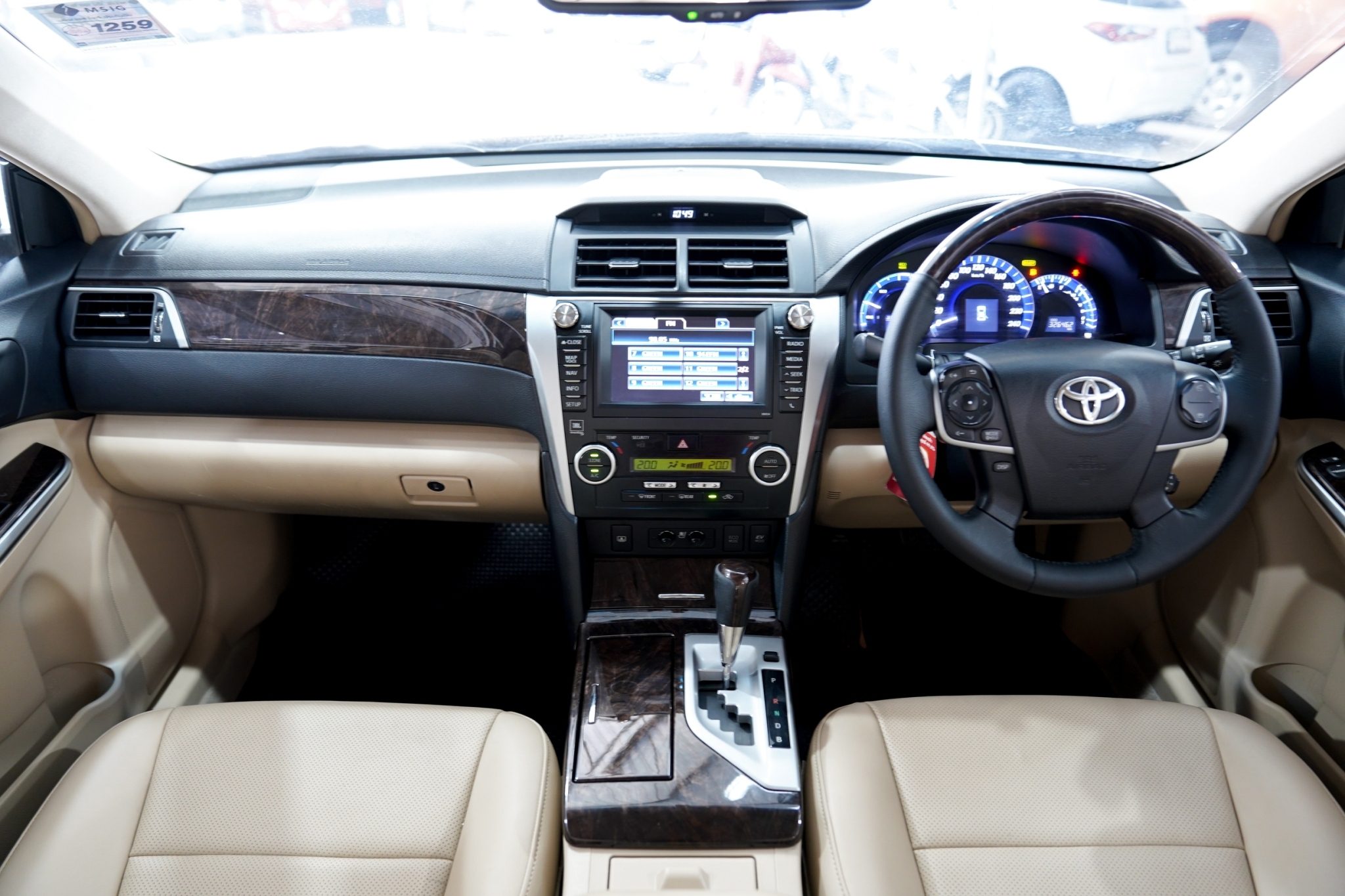 2012 TOYOTA CAMRY 2.5 HYBRID DVD AT