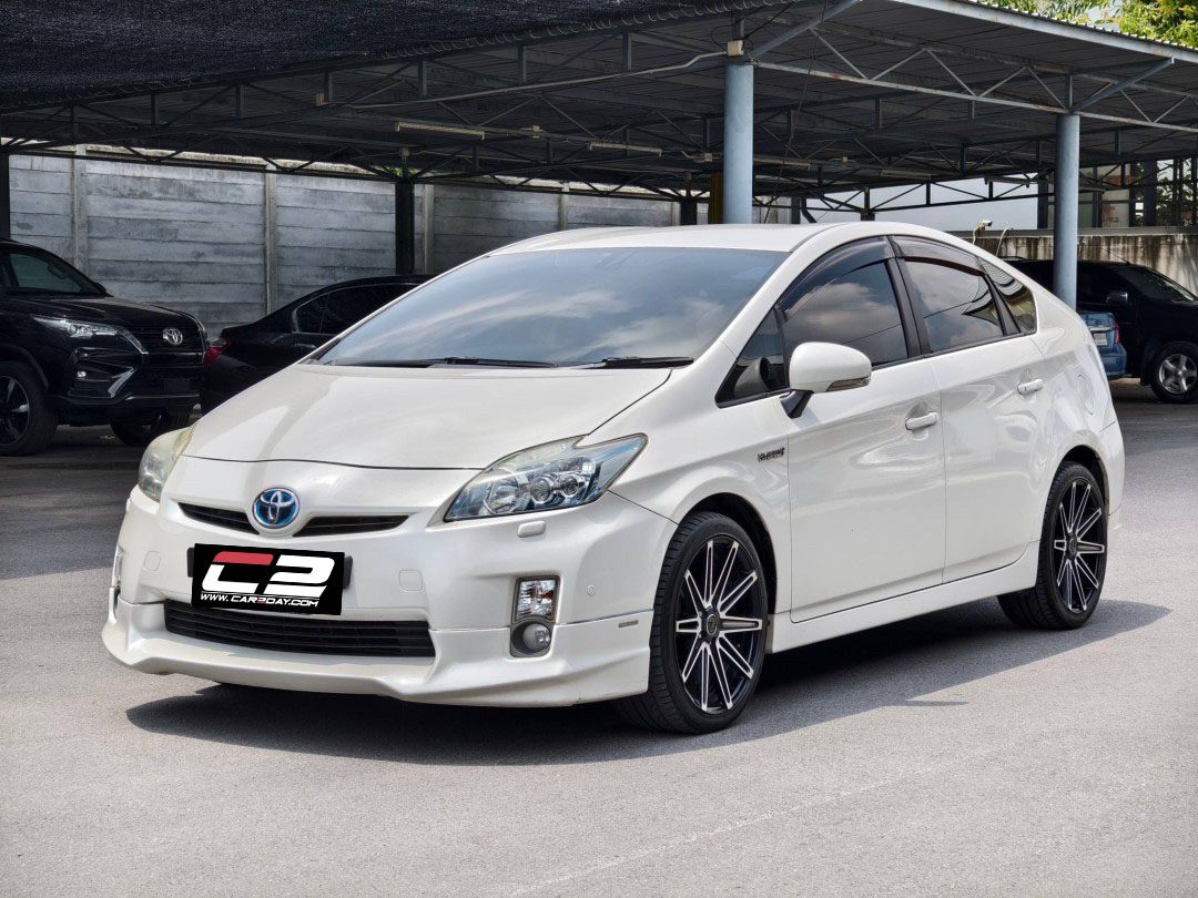 2012 Toyota Prius 1.8 Hybrid Hatch 4dr Hybrid TRD CVT FWD 1.8i