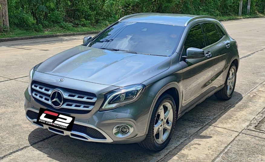 2017 Mercedes-Benz GLA200