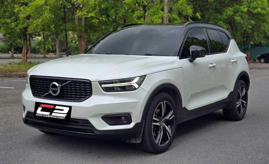 2019 Volvo XC40 T5 R-Design AWD