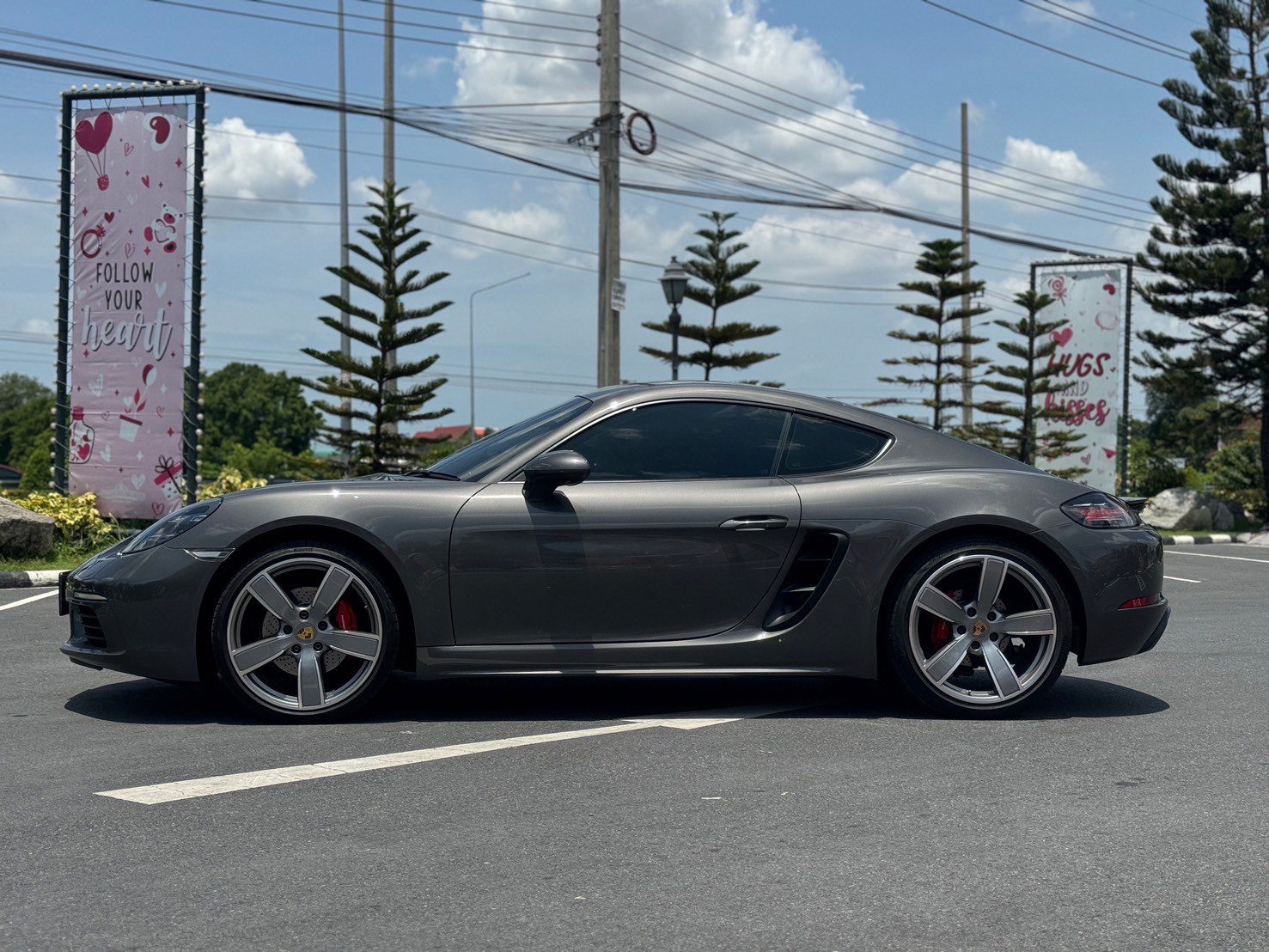 2017 Porsche 718 Cayman