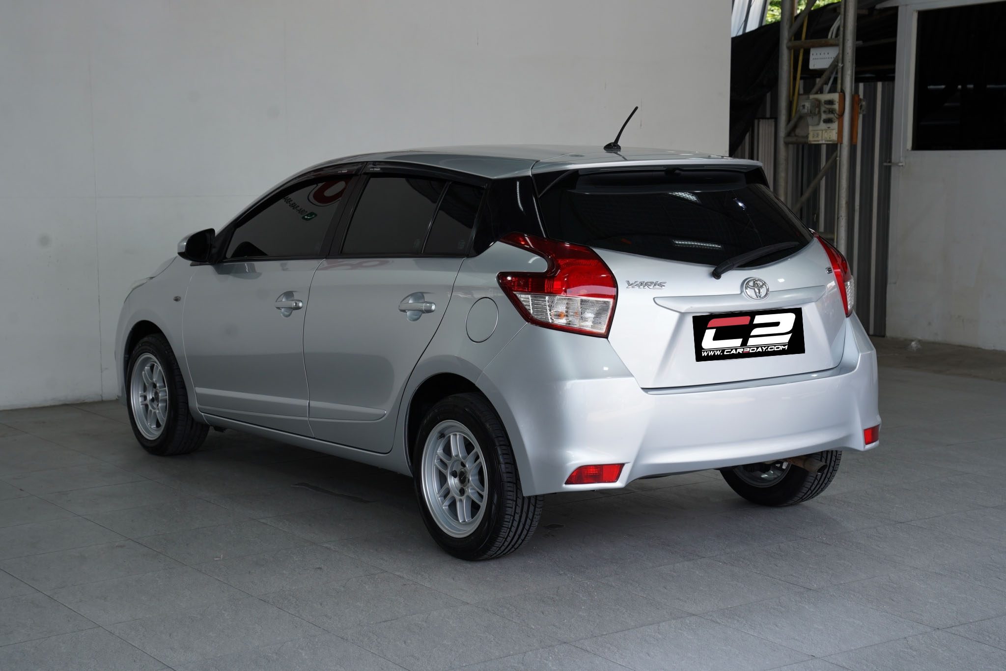 2016 TOYOTA YARIS 1.2 E AT