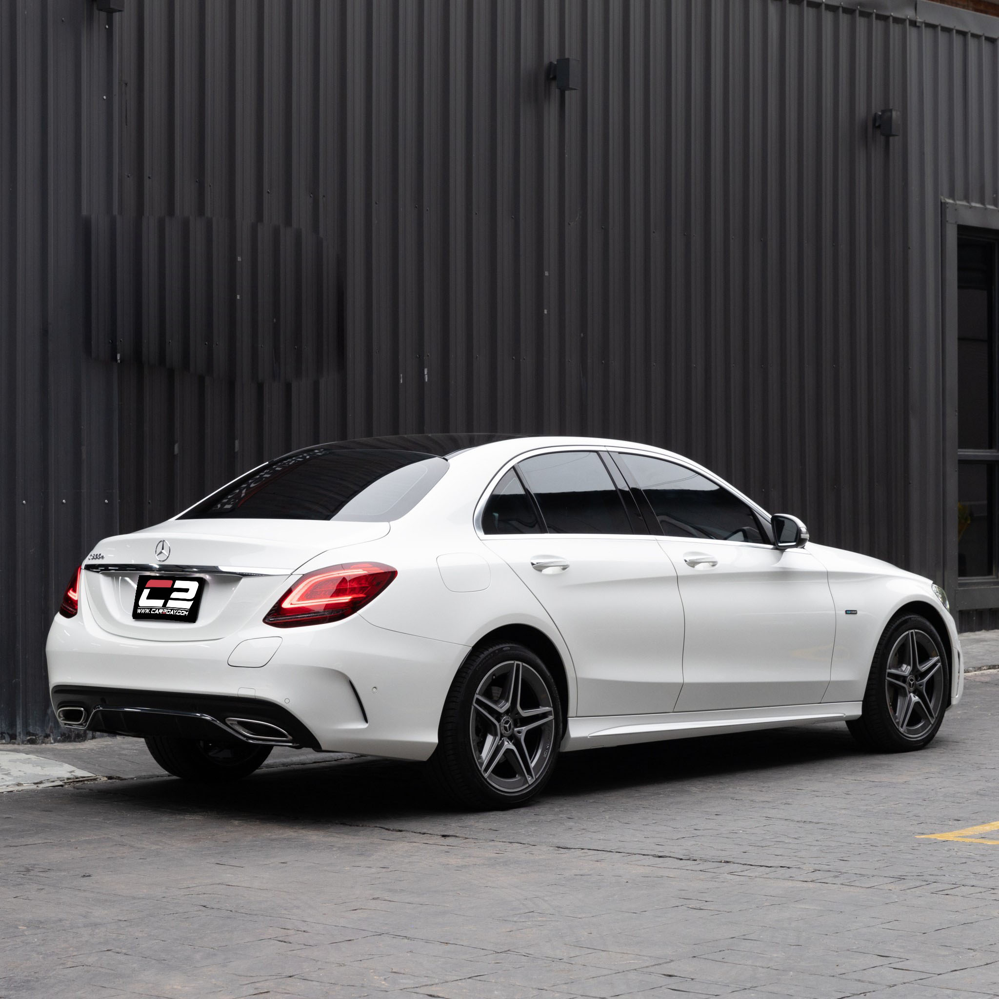 2019 Mercedes Benz C300 e AMG Dynamic