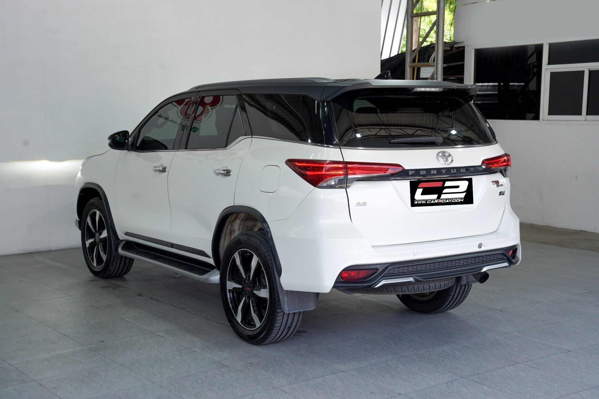2019 TOYOTA FORTUNER 2.8 SIGMA 4 TRD SPORTIVO AT/4WD