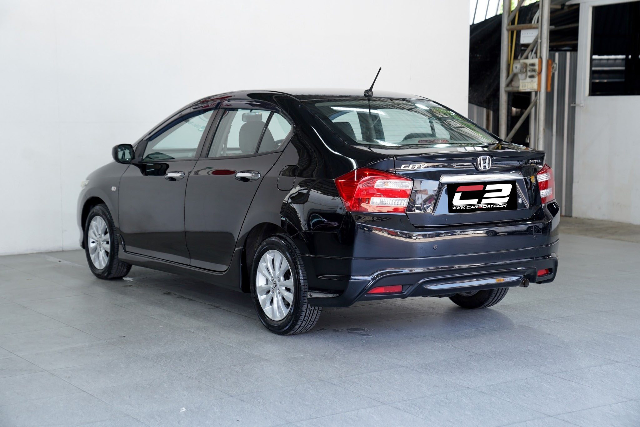 2013 HONDA CITY 1.5 V AT