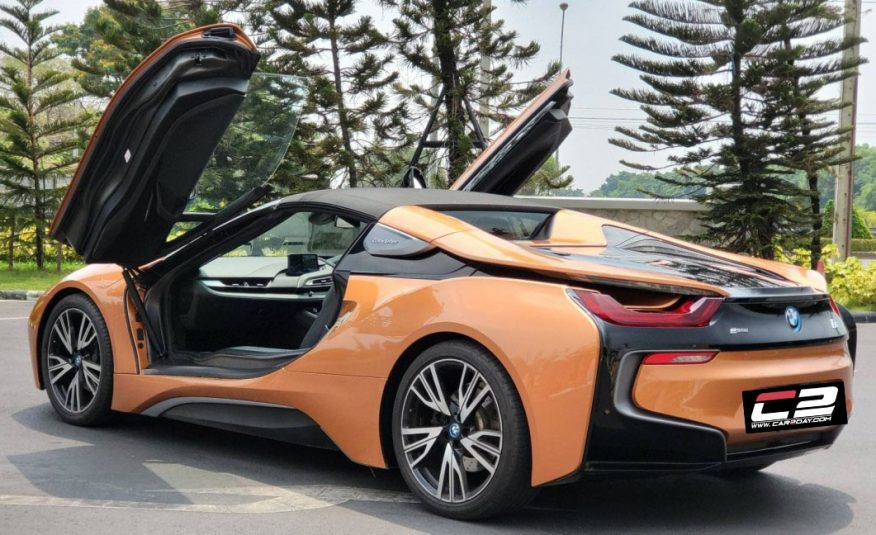 2018 BMW i8 Roadster