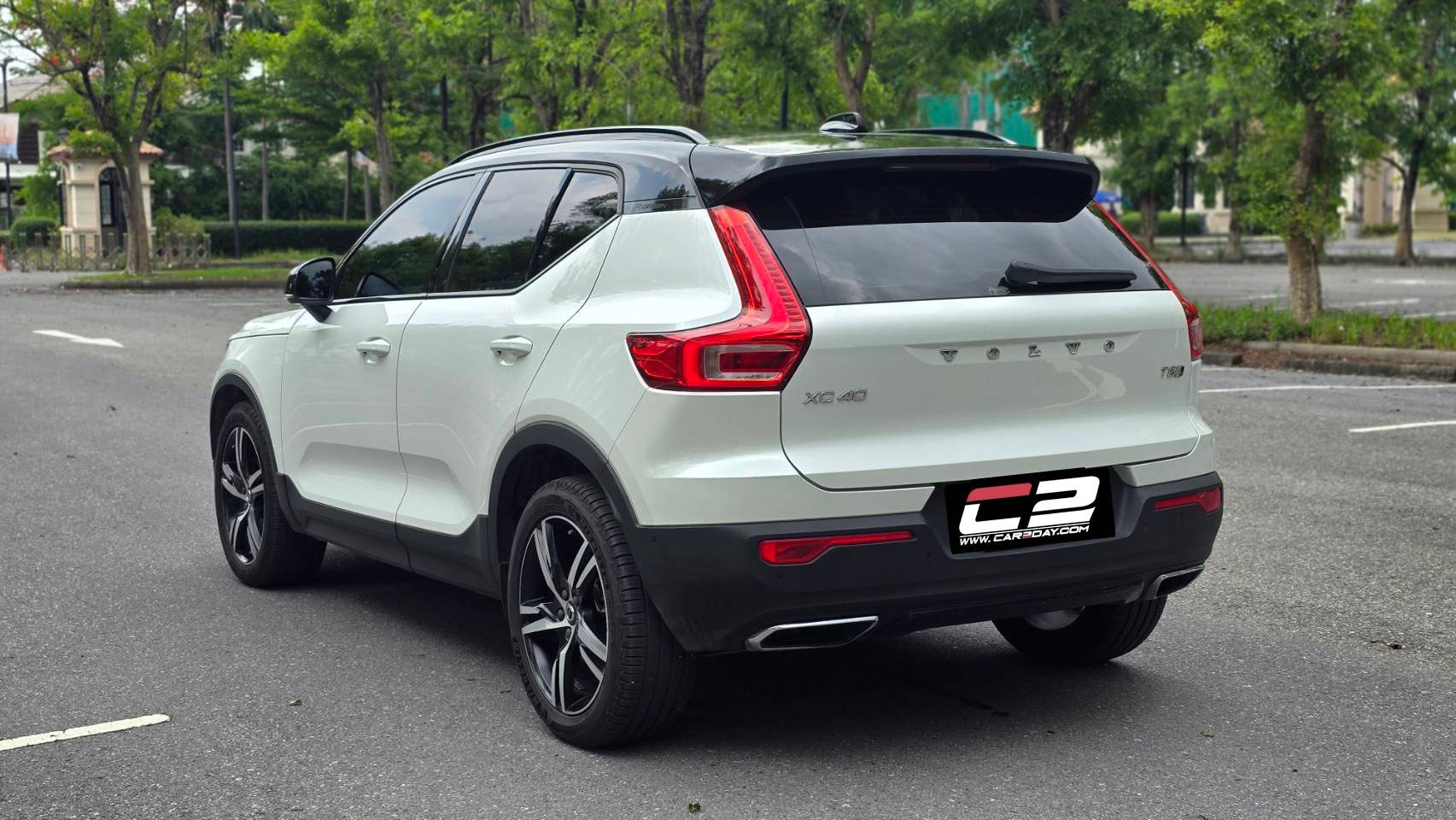 2019 Volvo XC40 T5 R-Design AWD